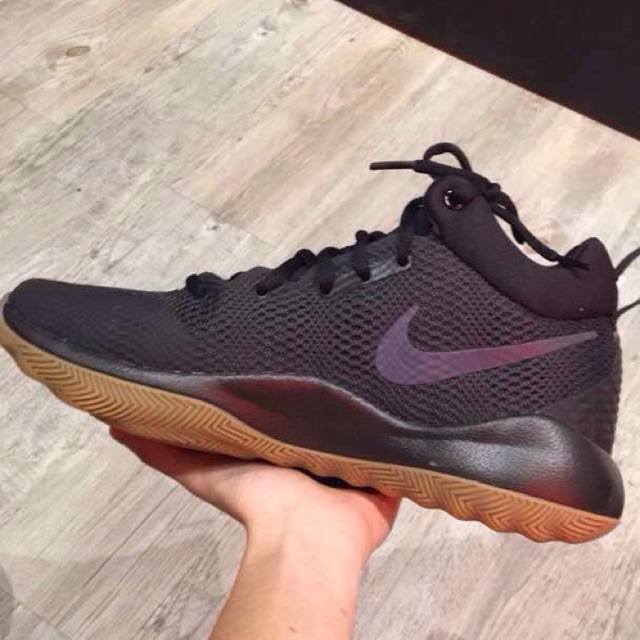 nike zoom rev 2017 price