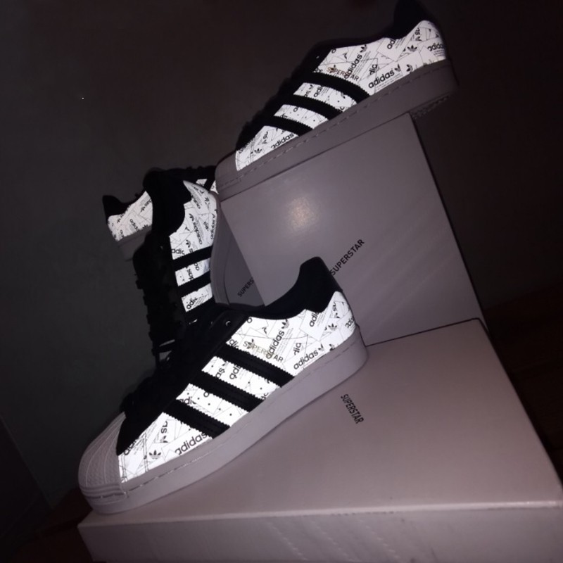 adidas clover superstar