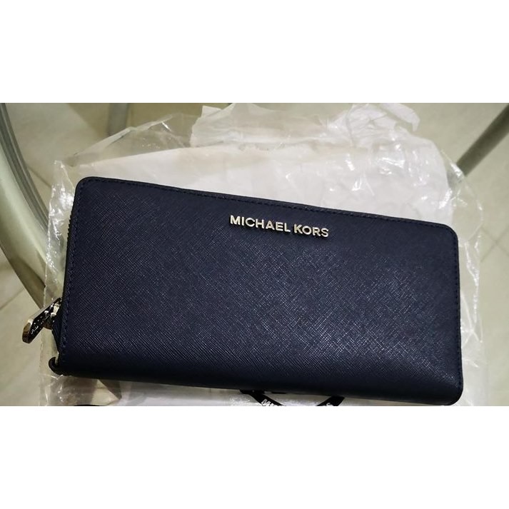 michael kors wallet wrist strap