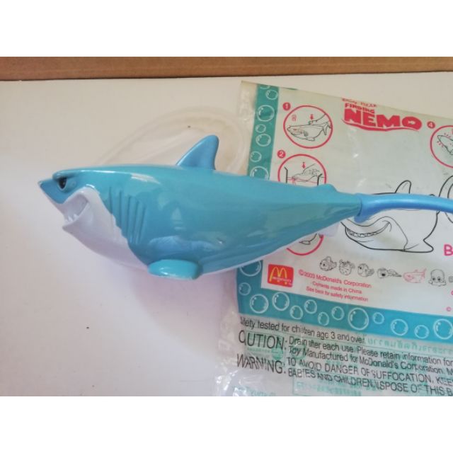 finding nemo happy meal toys