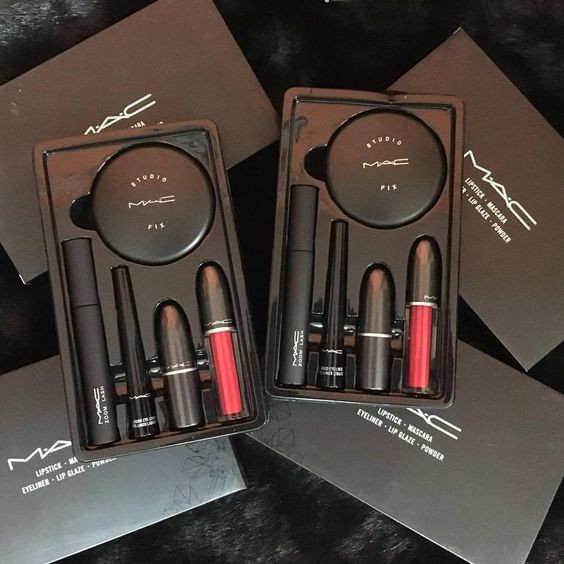 Featured image of post Mac Makeup Gift Set