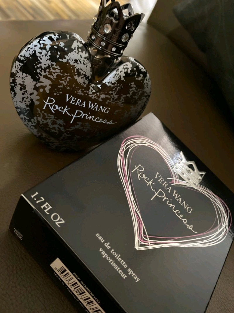 Clearance Vera Wang Rock Princess Edt For Her Original Perfume For Her Shopee Malaysia