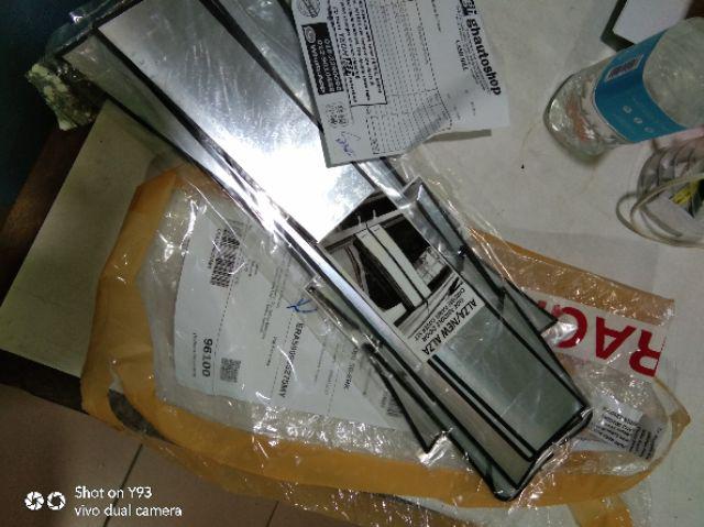 PERODUA ALZA / NEW ALZA sporty chrome side door pillars 