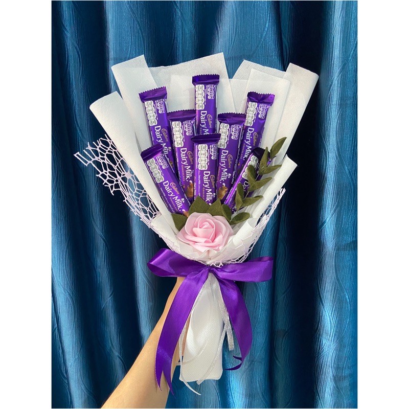 Chocolate Bouquet Dairy Milk 30gr Silverqueen Cadbury Flower Bouquet Snack Bouquet Shopee Malaysia