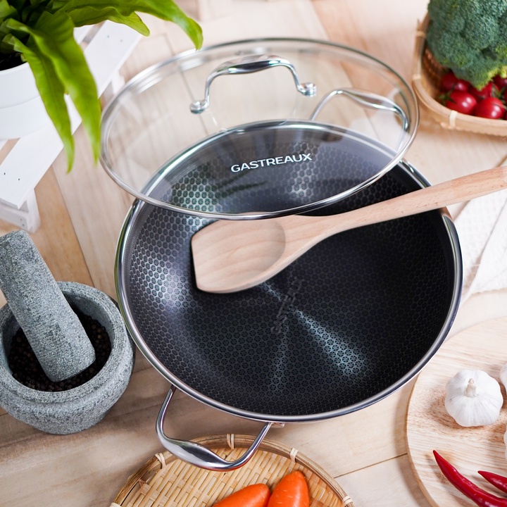 HYBRID WOK PAN SAUCEPAN WITH LID Can Use Metal Utensil