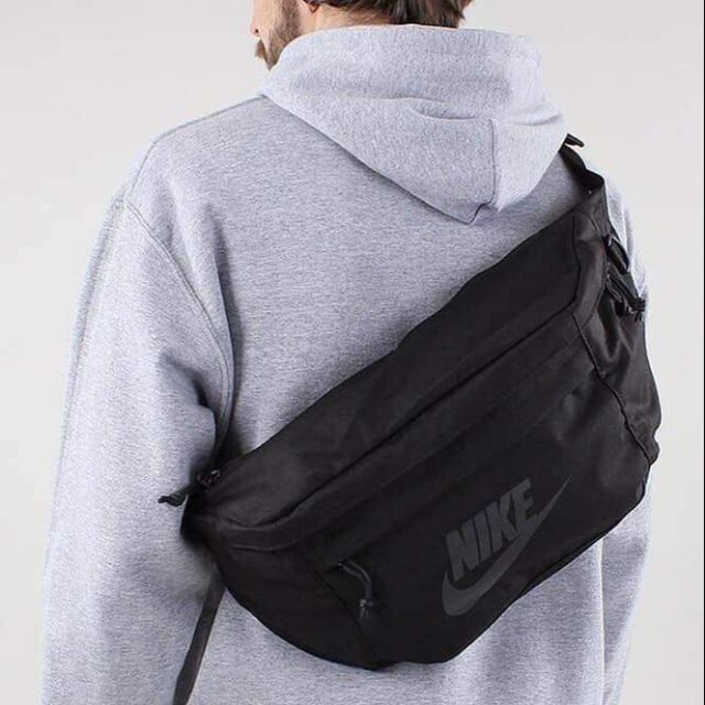 nike pouch