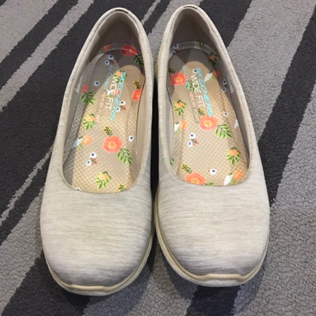 skechers women's microburst botanical paradise sneaker