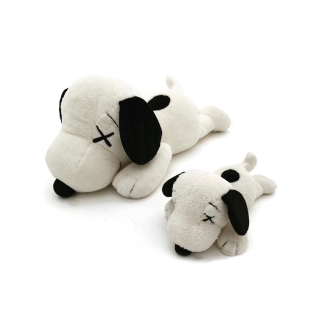 kaws x peanuts plush