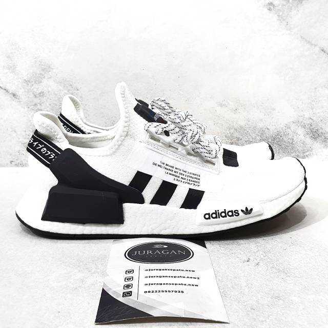 adidas nmd v2 footwear white core black