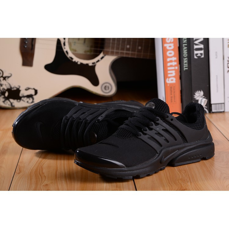 womens all black nike presto