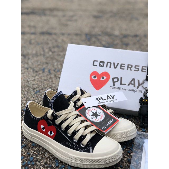 black converse play