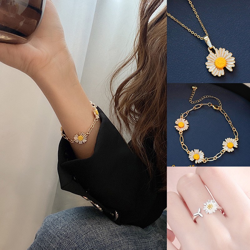Buy Ready Stock Gelang Tangan Rantai Korea Simple Daisy Bangle Bracelet For Women Pendant Necklace Jewelry Gift Seetracker Malaysia