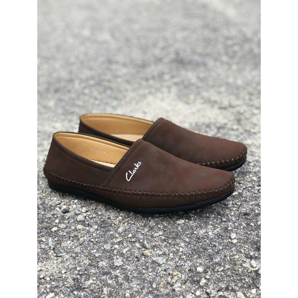 clarks shopee