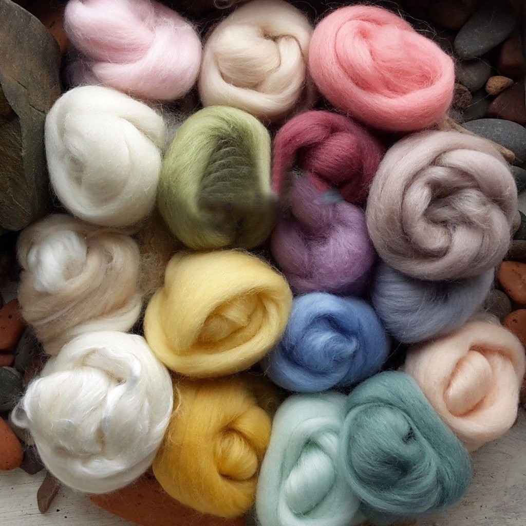 Needle Felting Craft 50g Wool Roving Yarn Off-White DIY Hand Spinning Wet Felting Fiber Roving Wool Spinning Wool Roving for Needle Felting Colorful Wool Roving 