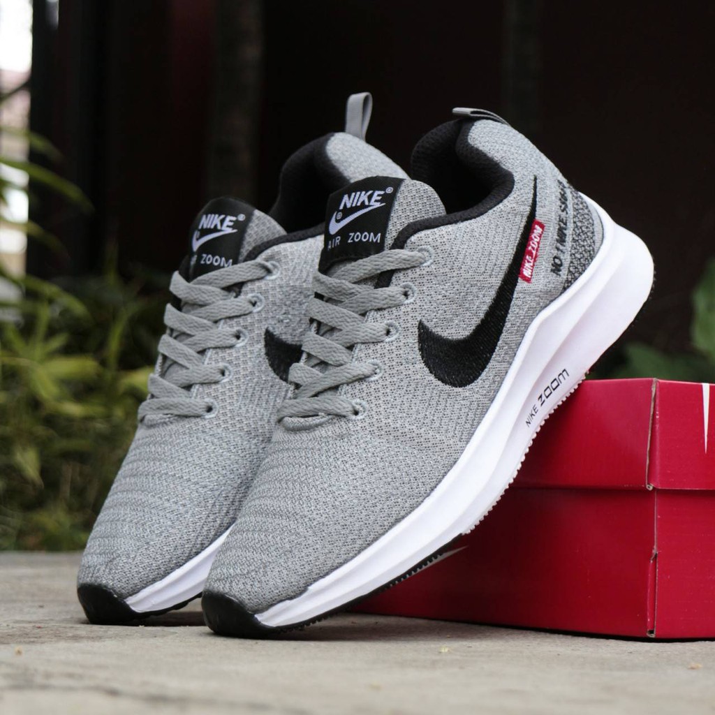 sepatu casual nike