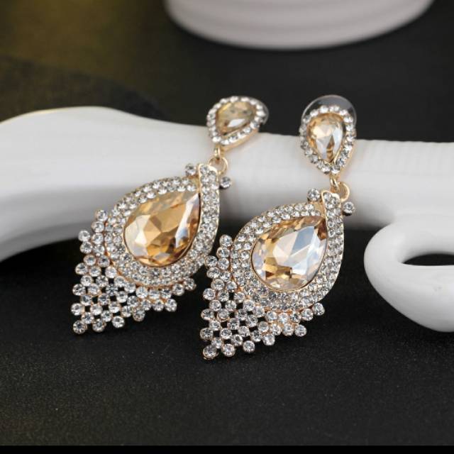 Beautiful gold Earrings (READY) | Shopee Malaysia