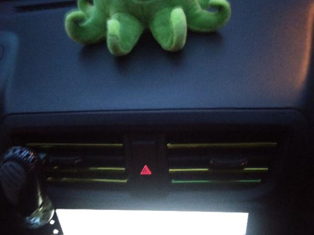 (2RAM 32GB IPS 2.5D SCREEN) Perodua Axia 9" Inch Android 9 