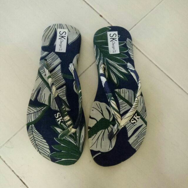 green slippers ladies