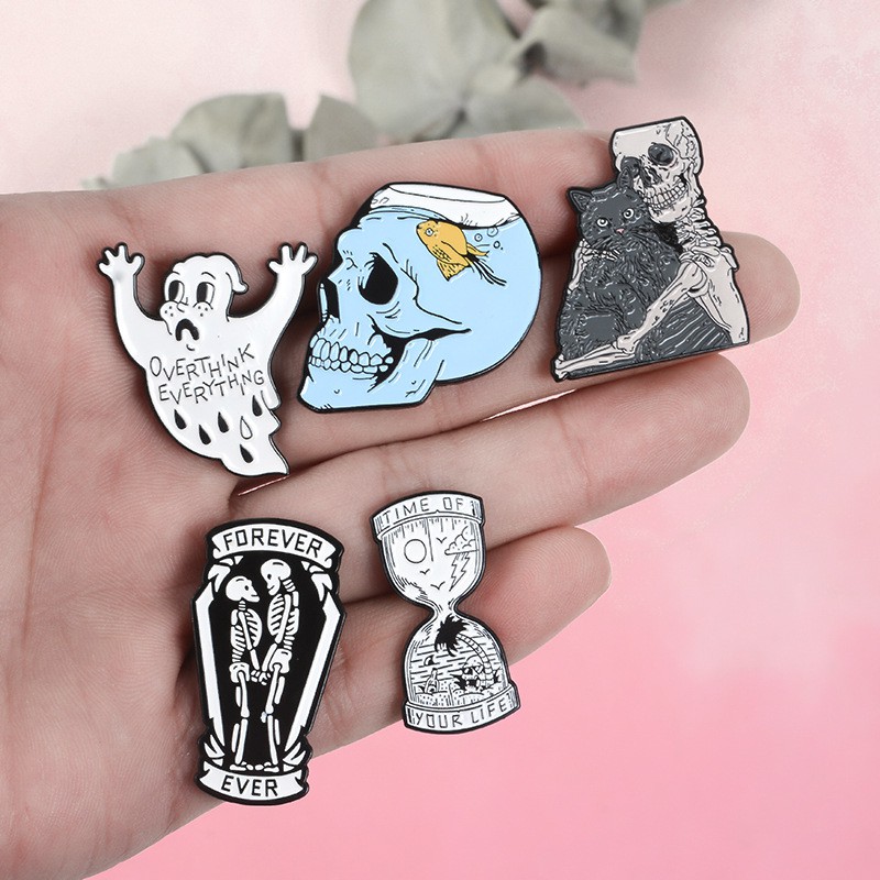 MSYOU Halloween Brooch Vintage Palm Shape Brooches Novelty Pin Badge Accessories for Clothes Shirt Jackets Coats Tie Hats Caps Bags MSYOU Halloween Brooch Vintage Palm Shape Brooches Novelty Pin Badge Accessories for Clothes Shirt Jackets Coats Tie Hats Caps Bags