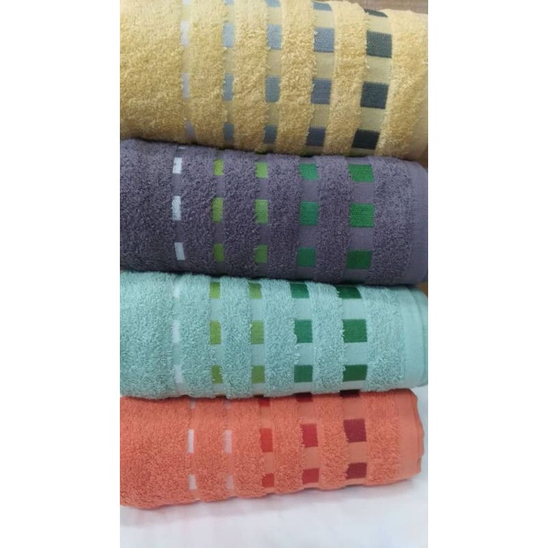 Bath Towel Xxxi Size Jumbo Baser Bath Towel 40 X 60 Inches 100 X 150 Cm 690 Grams Shopee Malaysia