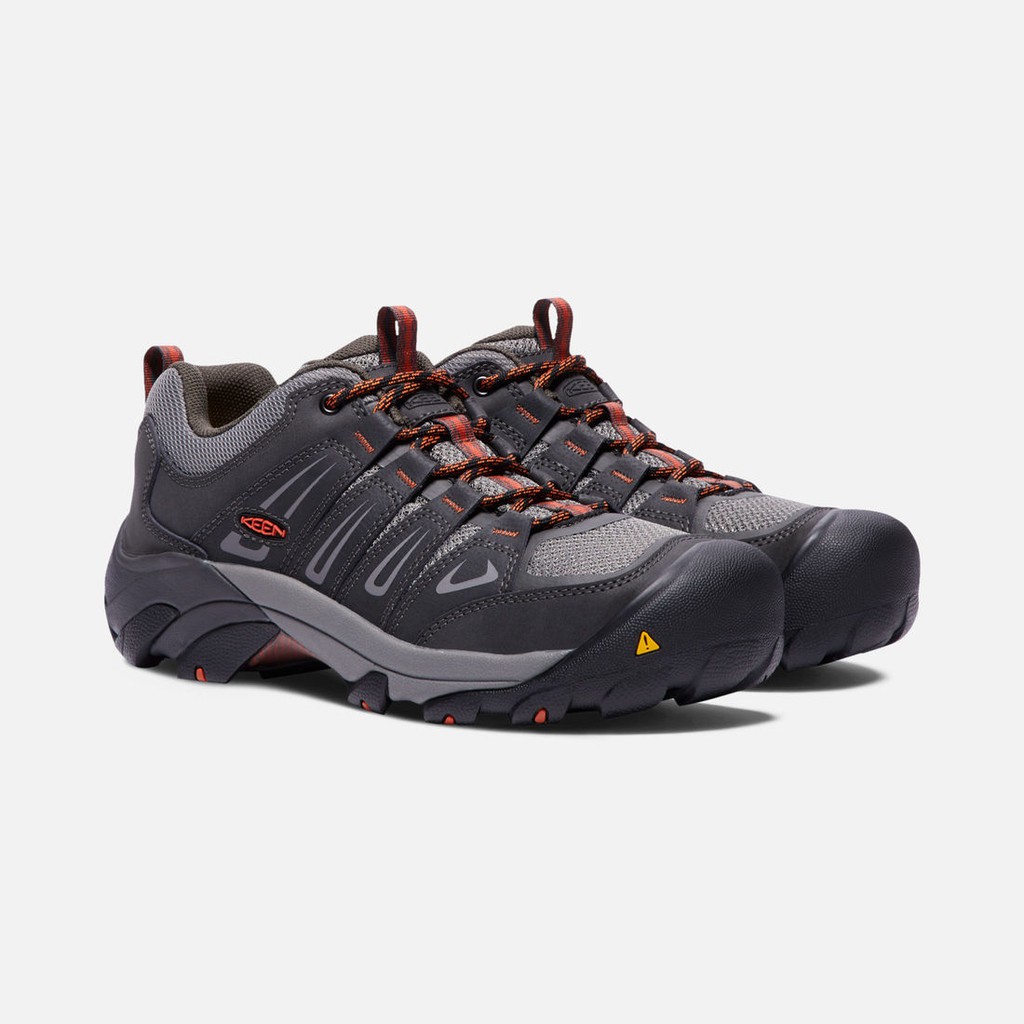 keen utility boulder low steel toe