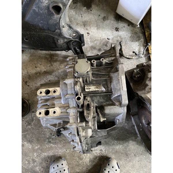 Ford Fiesta 1.6 At Gear Box 