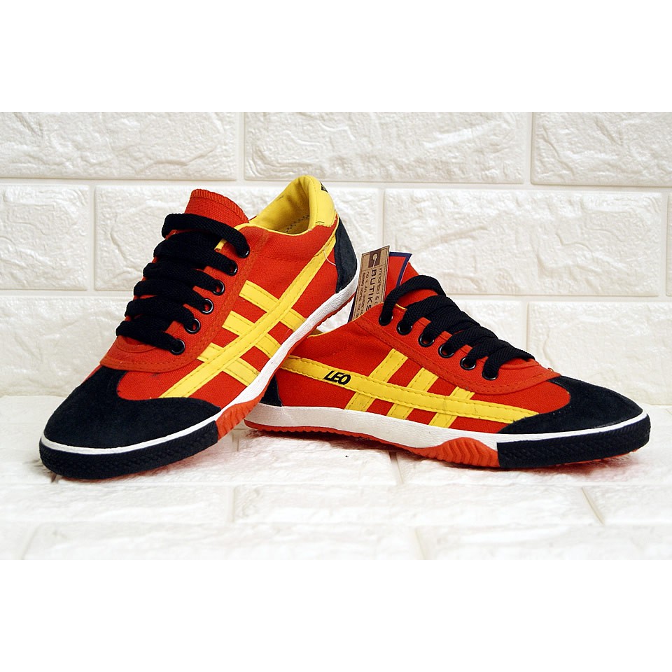 kasut leo original