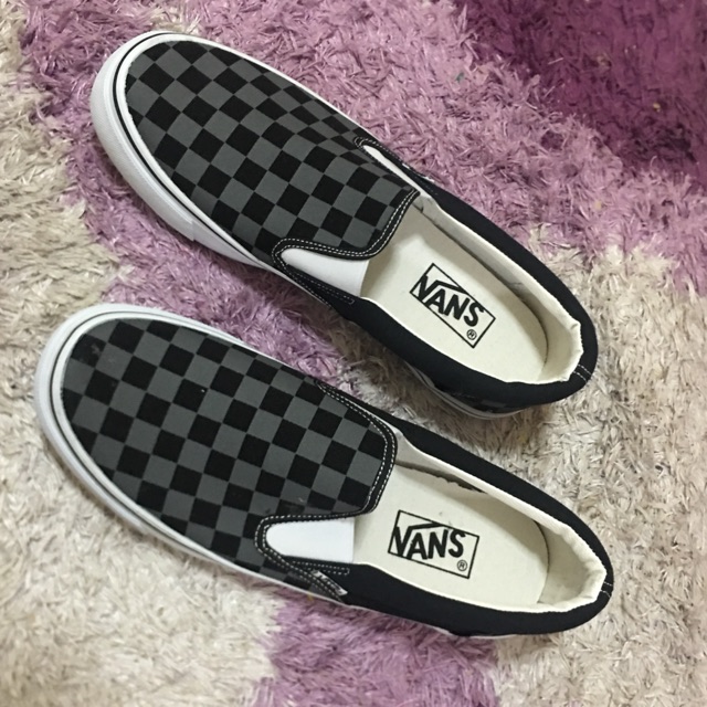 vans slip on black grey
