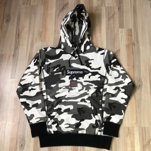 Supreme snow camo clearance hoodie