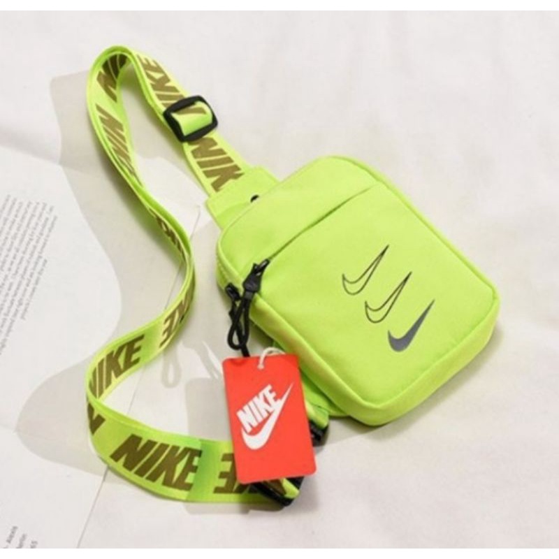 Nike Advance Crossbody Bag In Volt ubicaciondepersonas.cdmx.gob.mx