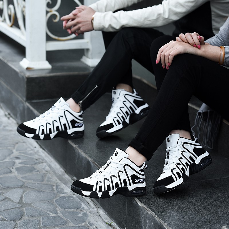 couple shose