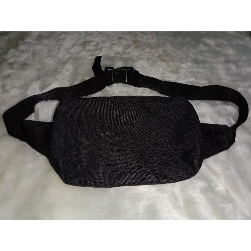 Bag bundle uniqlo pouch bag. Shopee Malaysia