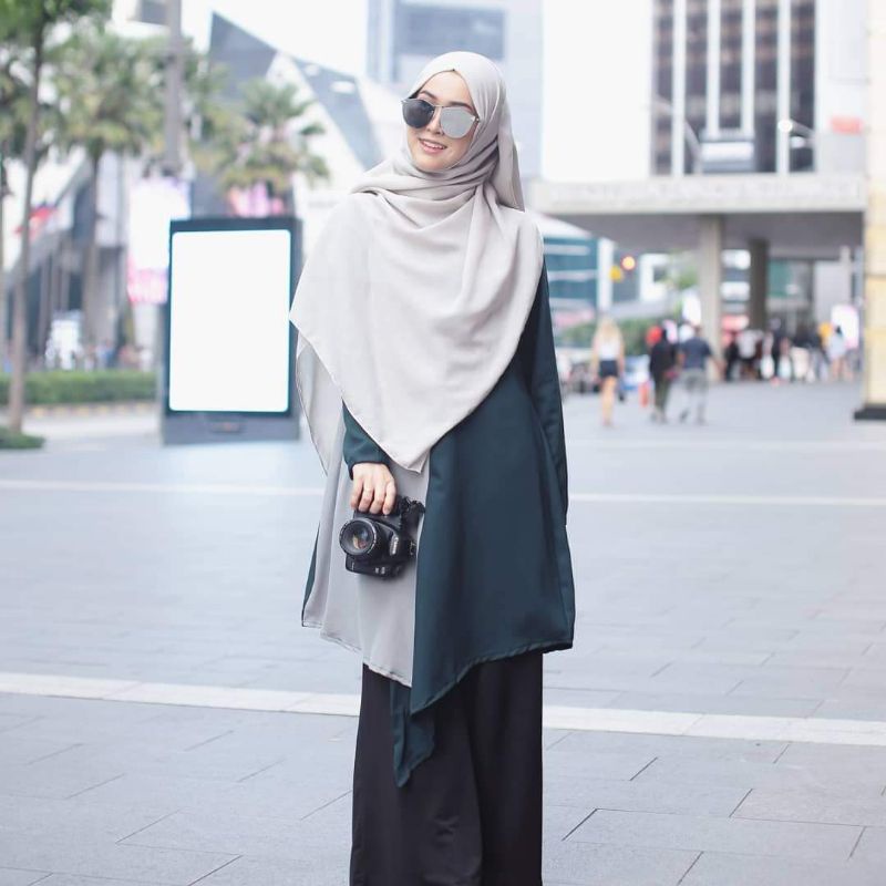 [NEW] Blouse Luna Hijab Galeria Tunic Labuh Baju Muslimah Murah ...