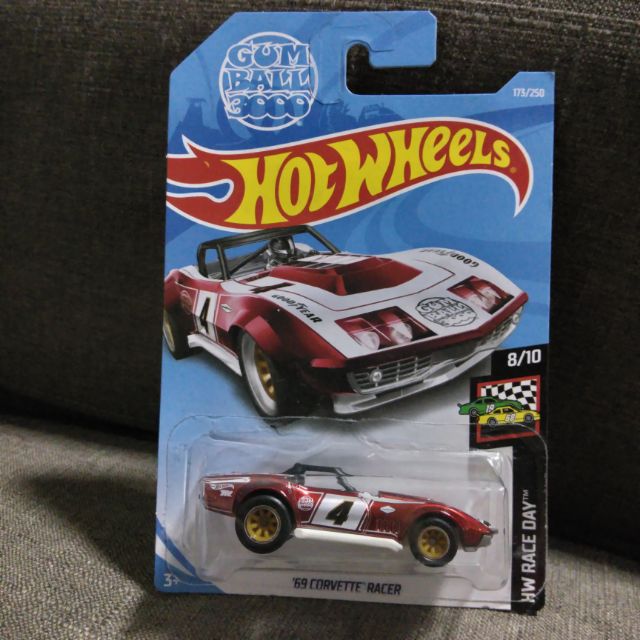 hot wheels 69 corvette racer super treasure hunt