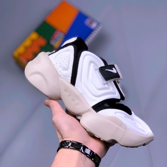 nike aqua rift summit white