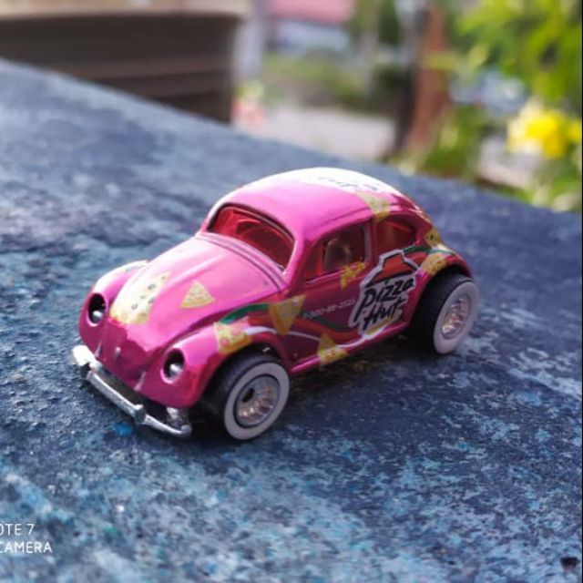 HOT WHEELS VOLKSWAGEN BEETLE CUSTOM PIZZA HUT | Shopee Malaysia