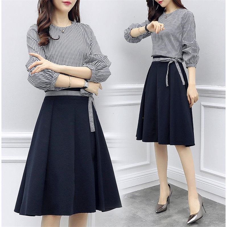 casual wear skirt and blouse