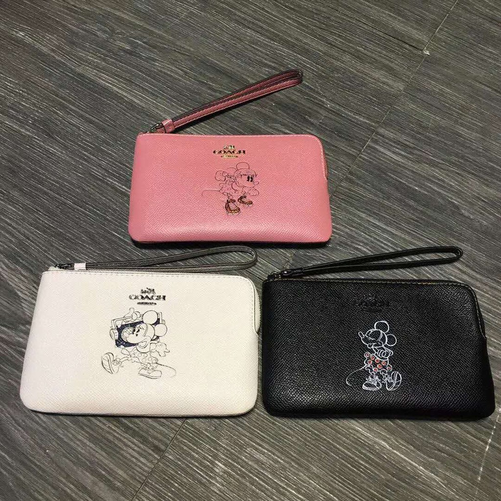 purses and wallets