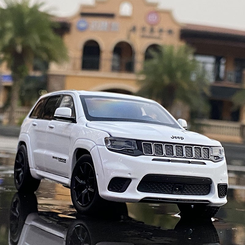 Details about   JEEP Grand Cherokee1:32Toy Diecast Car Great Collection SUV Cars Shock Absorber