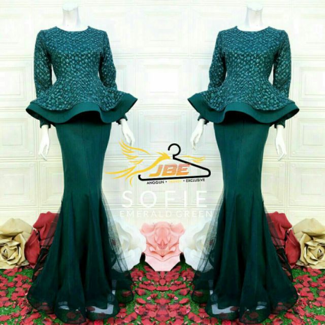 25+ Baju Raya Emerald Green 2019 Gif