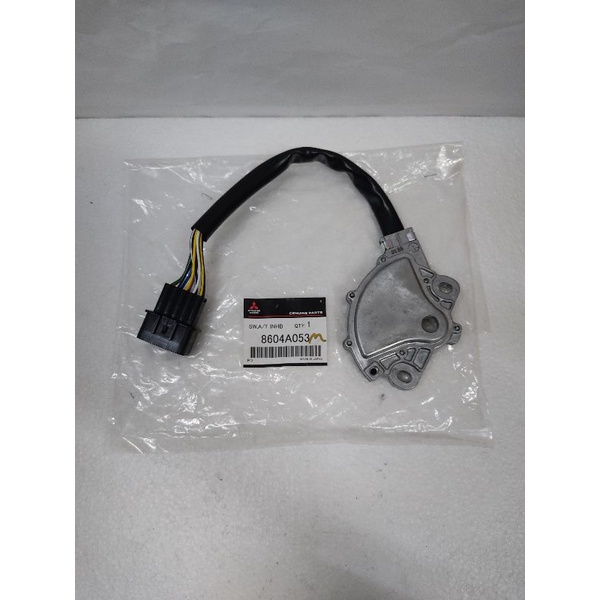 MITSUBISHI TRITON, PAJERO SPORT GEAR LEVER SWITCH, AUTO INHIBITOR Switch (100 Original) 8604a053 I.184429558
