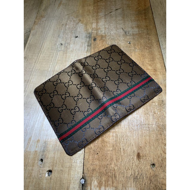 GUCCI Passport cover with High Quality Up to 4 Charms (ready stock Shopee Malaysia