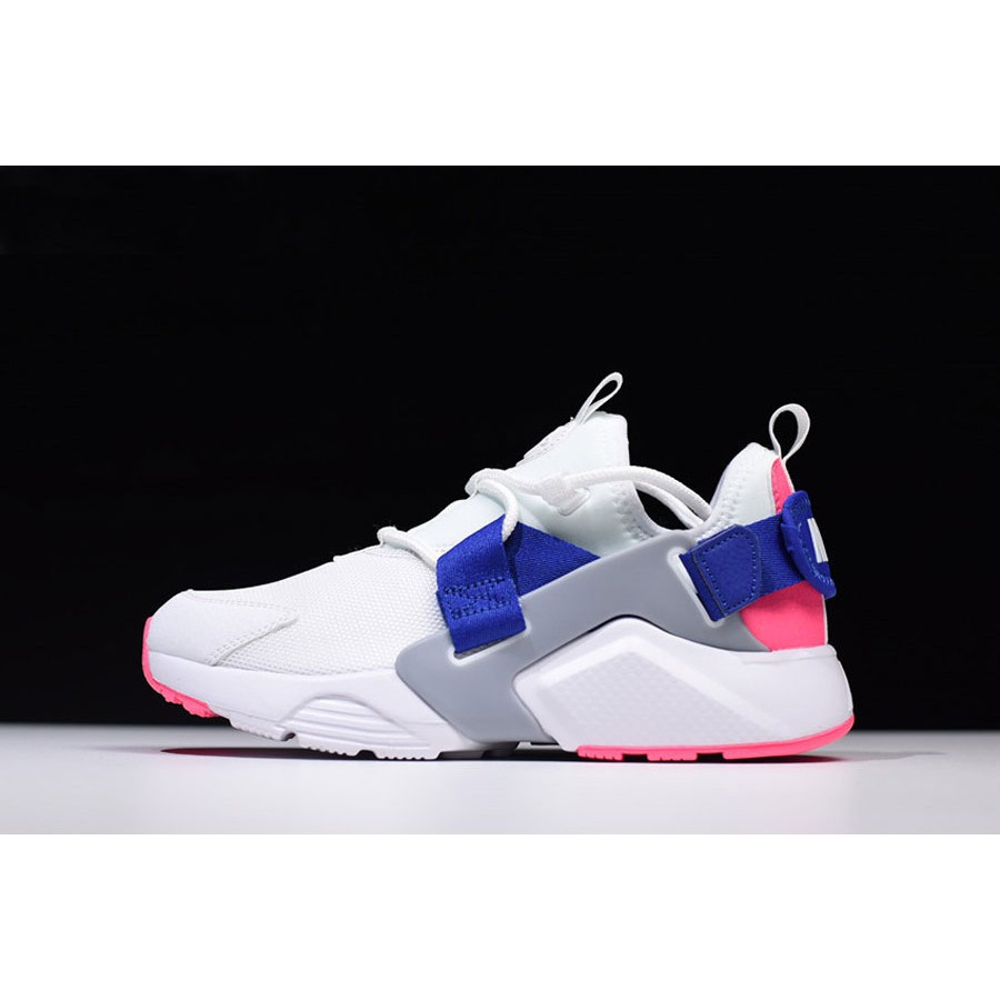 nike women's air huarache city low shoes