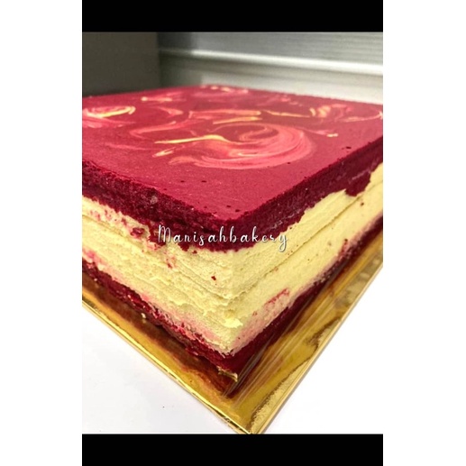 Velvet red kek cheese lapis Sarawak Kek