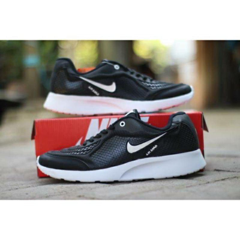 Кроссовки найк 46 размера купить. Найк оригинал cl9984-006 голубые. Необычные кроссовки адидас рибок найк. Найк 46 размер. Кроссовки найк 42 размер мужские.