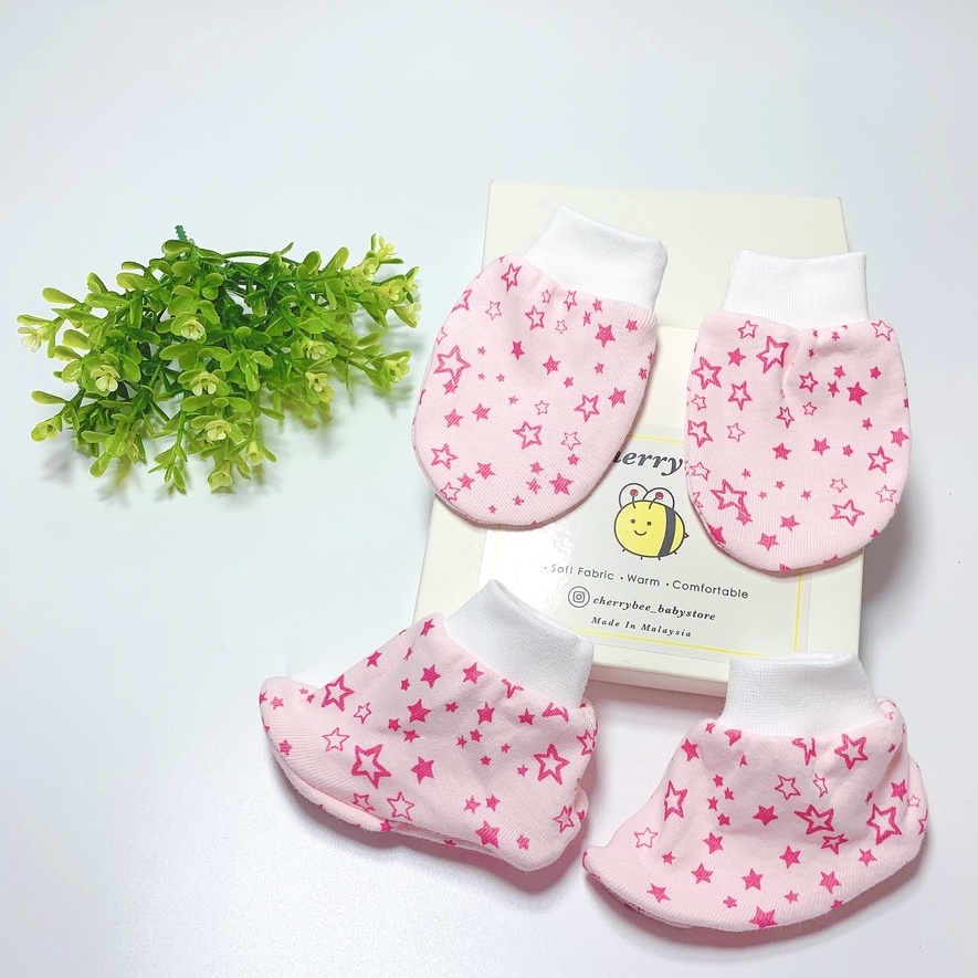 [Ready stock] Mittens and Booties Set New Born Baby - Girl Sarung ...