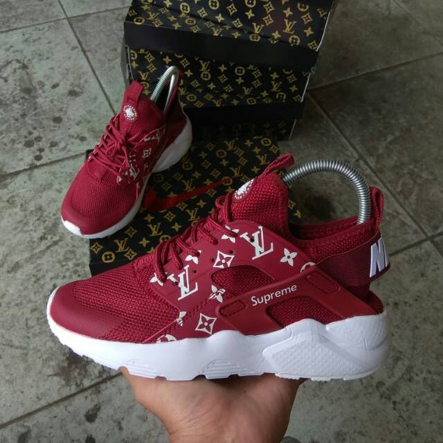 huarache x supreme