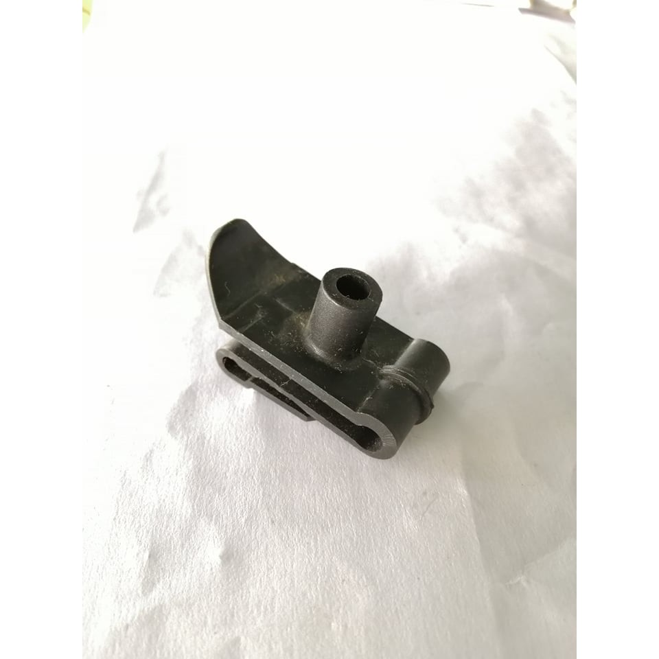 TOYOTA FENDER UNDER COVER CLIP INNER FENDER CLIP BANANA LEAF CLIP ALTIS