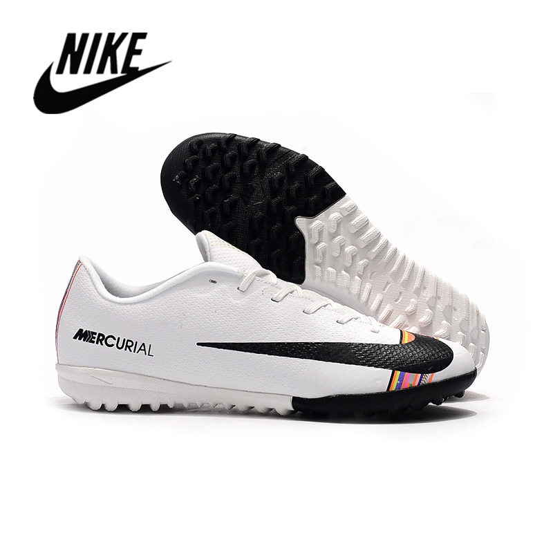 waterproof tennis shoes nike