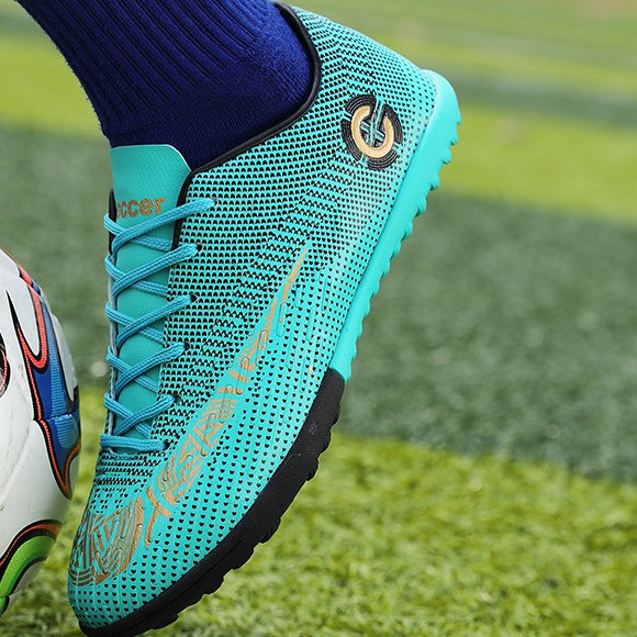 football trainers shoes